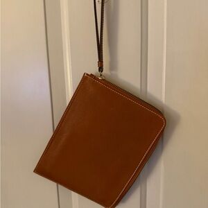 Elegant Brown Leather women’s wristlet